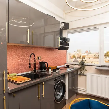 Royalty With Views On Calea Victoriei * Bükreş