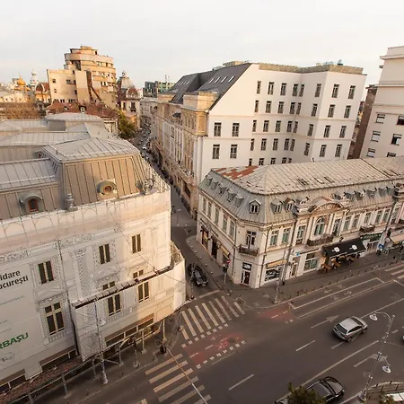 Royalty With Views On Calea Victoriei Daire *