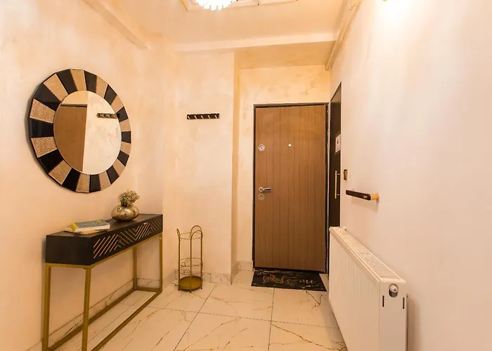 Royalty With Views On Calea Victoriei Apartament